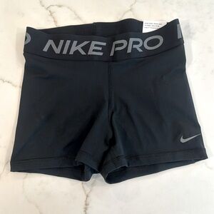 NWT Nike Women's Pro 3” Shorts